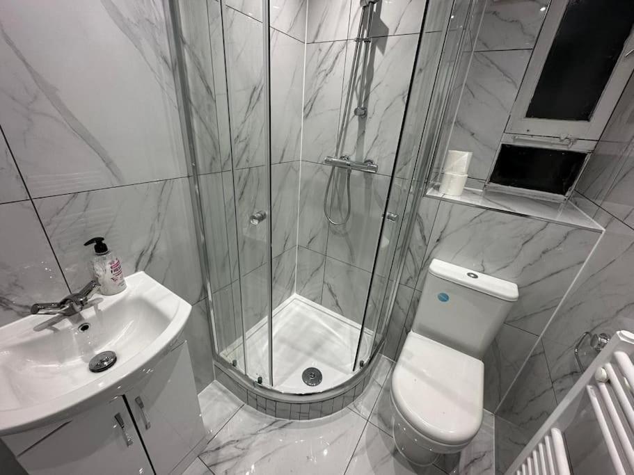 3 Bedroom Flat Kings Cross Londres Exterior foto