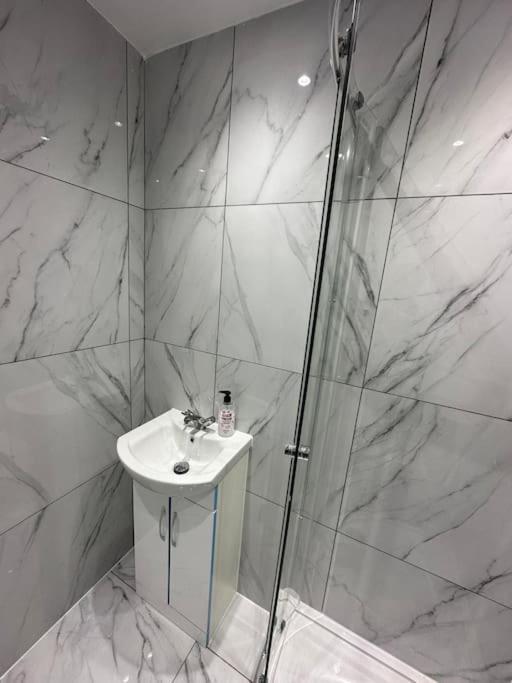 3 Bedroom Flat Kings Cross Londres Exterior foto